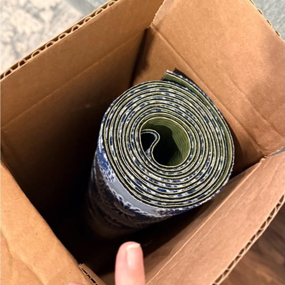 Porte and Hall Blue and White Patterned Runner Rug - Picture 2 of 4